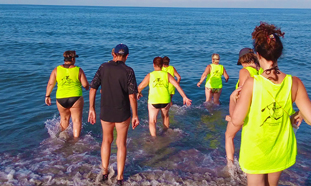 Ambiance du club de marche aquatique Corse encadrement des enfants.